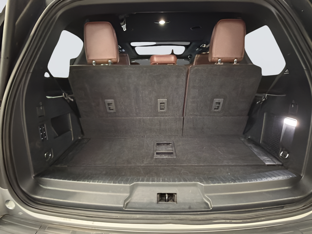 Used 2024 Silver Ford Limited image 29
