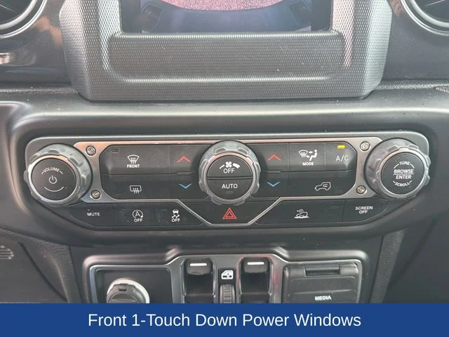 Used 2022 Gray Jeep Altitude image 16