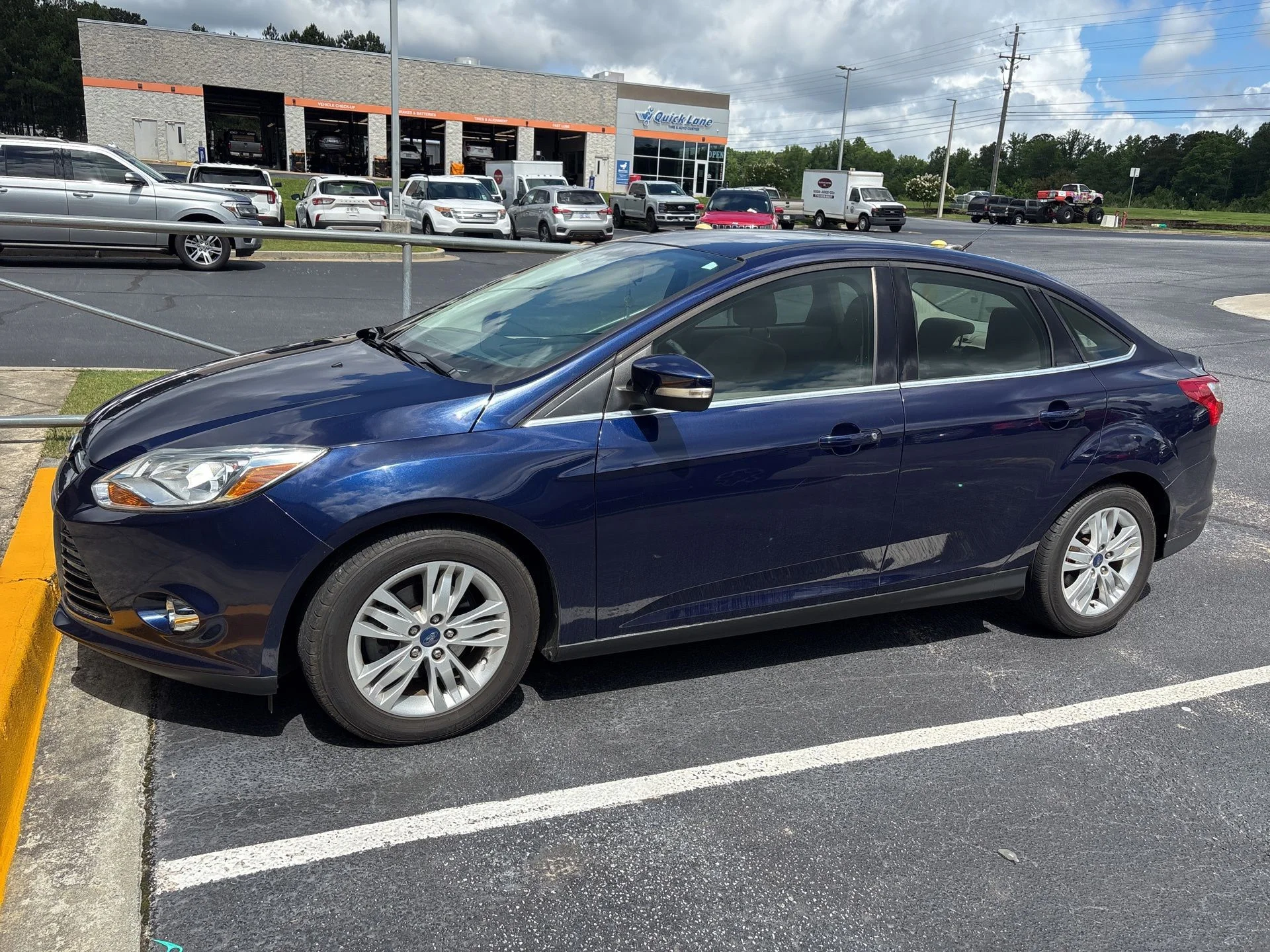 2012 Ford Focus Sedan SEL's photo