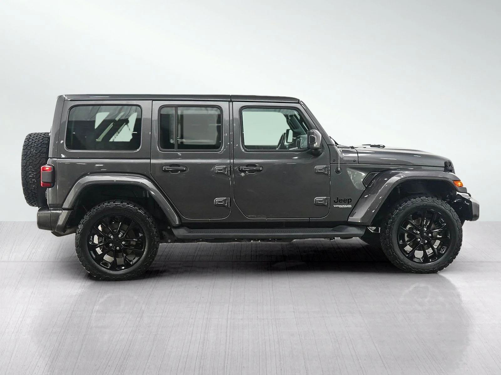 Used 2021 Gray Jeep Unlimited Sahara High Altitude 4x4 image 7