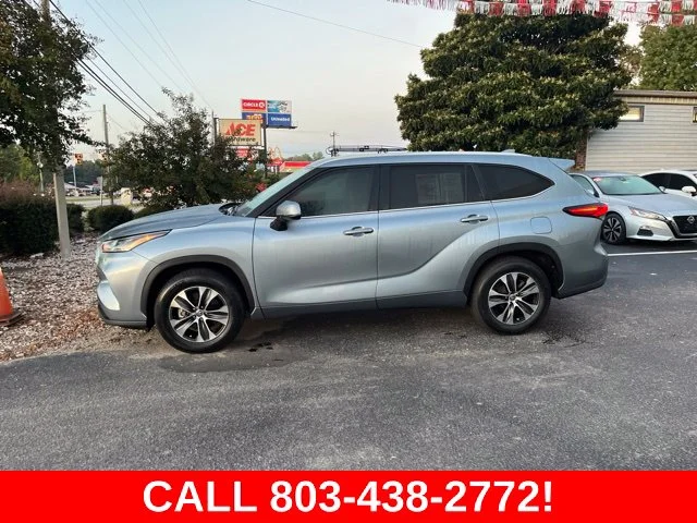 Used 2023 Gray Toyota XLE image 37