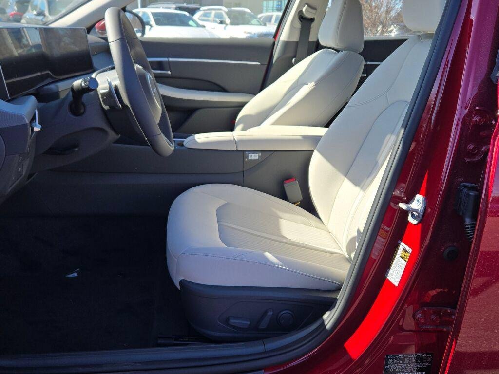 New 2026 Red Hyundai SEL Sport image 21