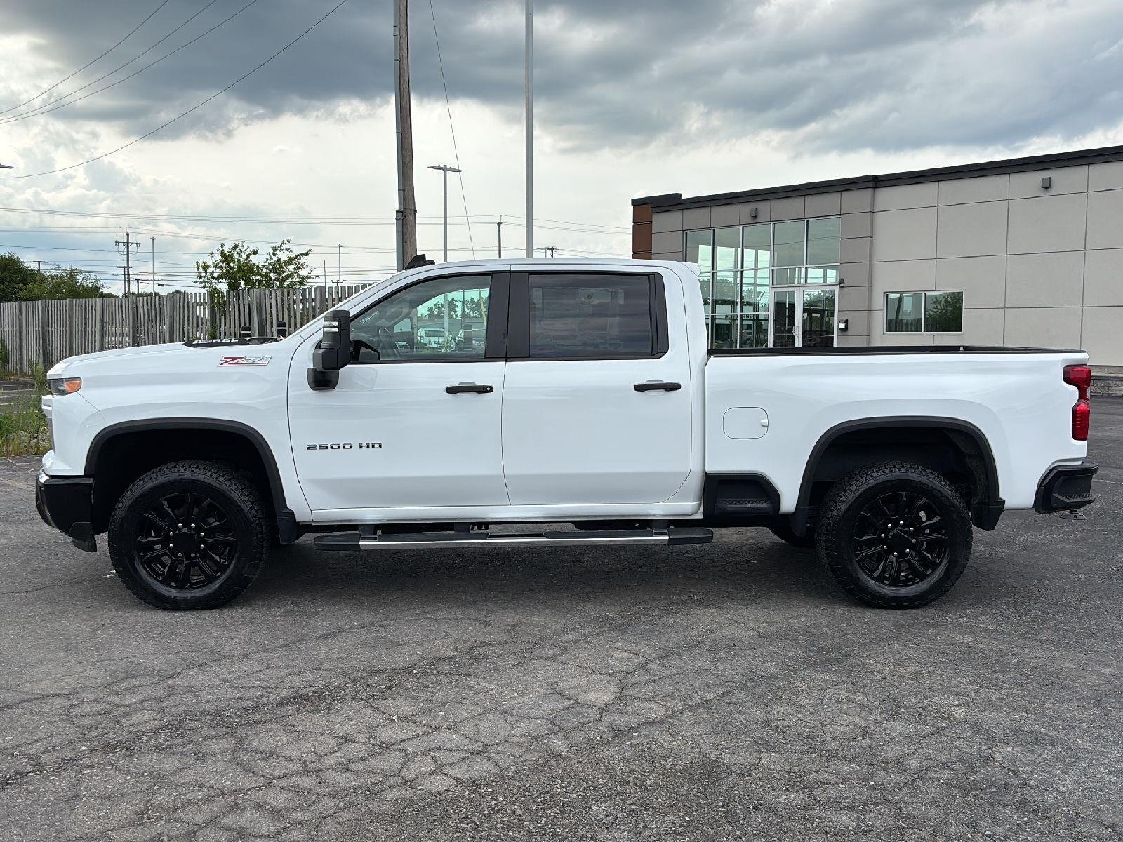 Used 2024 Summit White Chevrolet Custom image 13