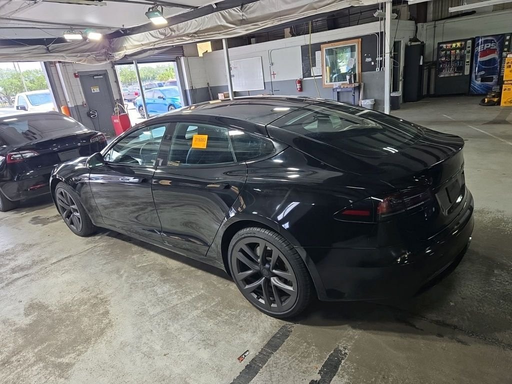 Used 2023 Black Tesla Standard Range image 4