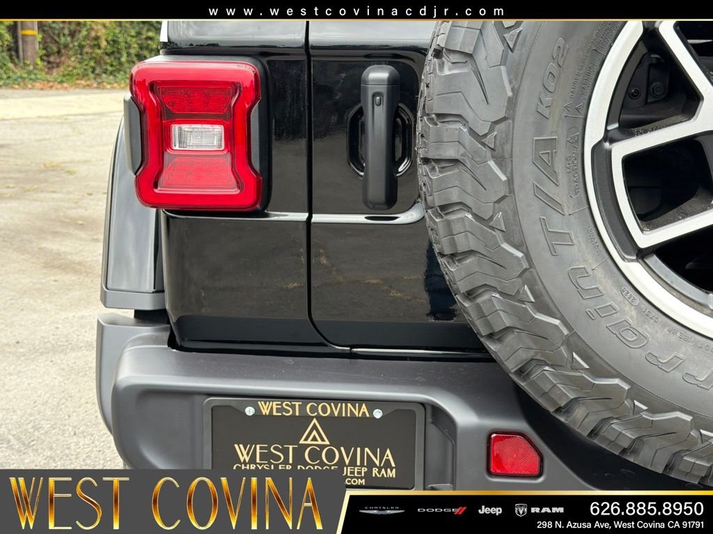 New 2026 Black Clear-Coat Exterior Paint Jeep Rubicon image 14