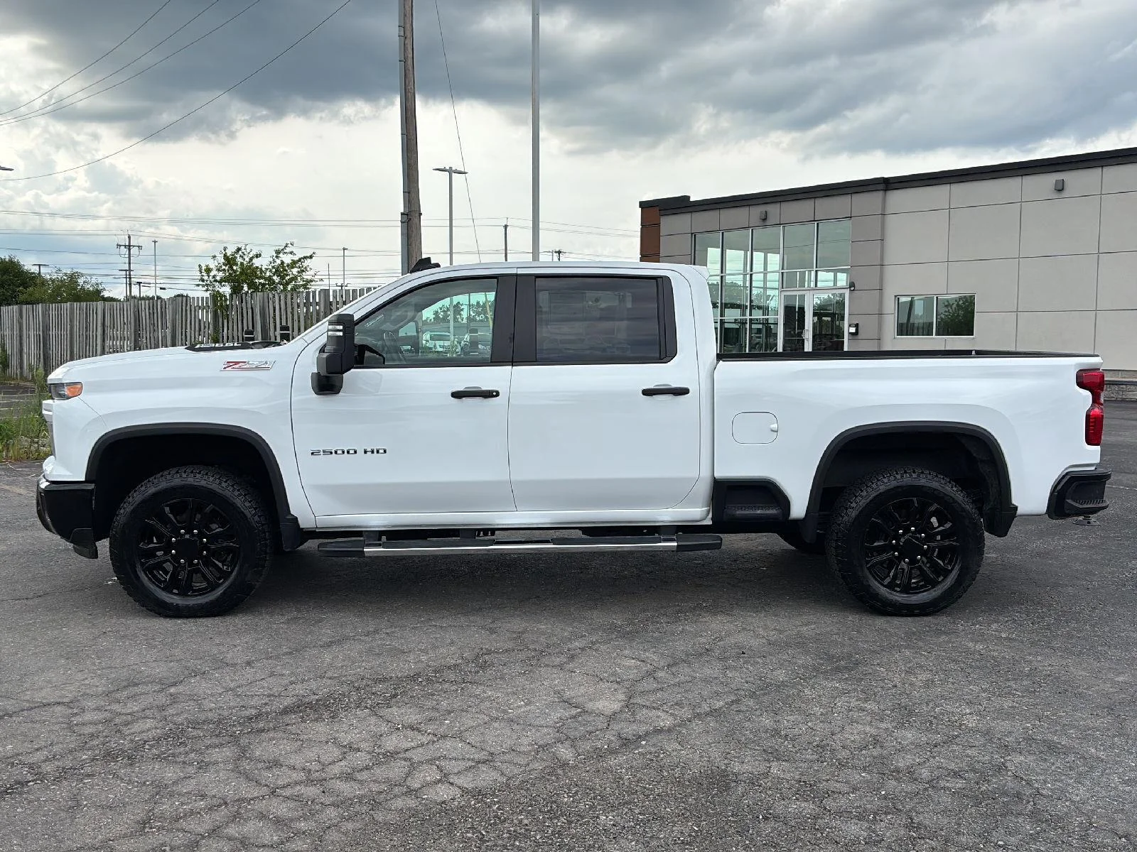 Used 2024 Summit White Chevrolet Custom image 13