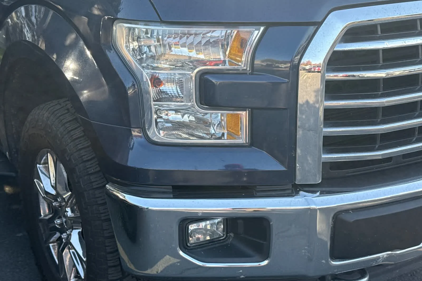 Used 2015 Blue Jeans Metallic Ford XLT image 8