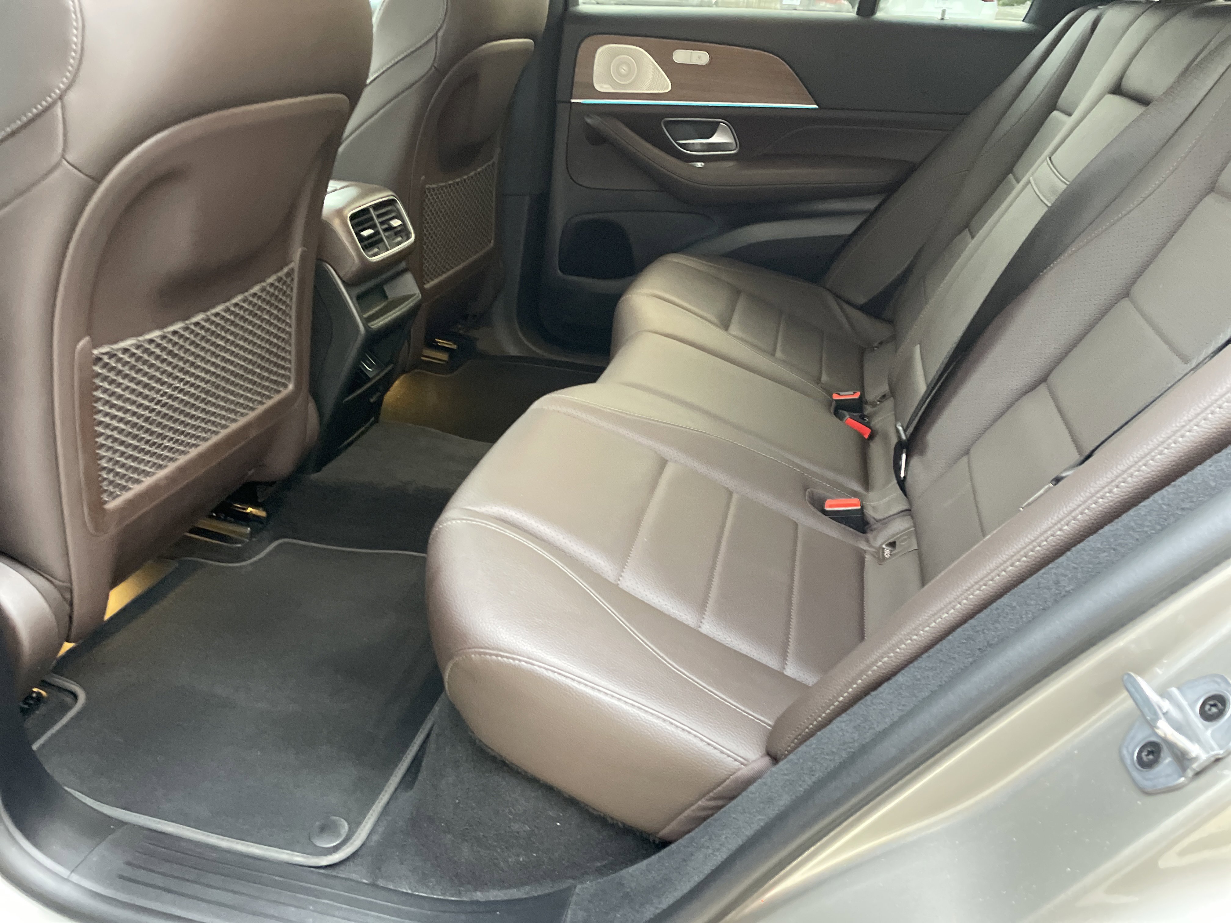 Certified Used 2022 Mojave Silver Metallic Mercedes-Benz GLE 450 4MATIC® SUV image 39