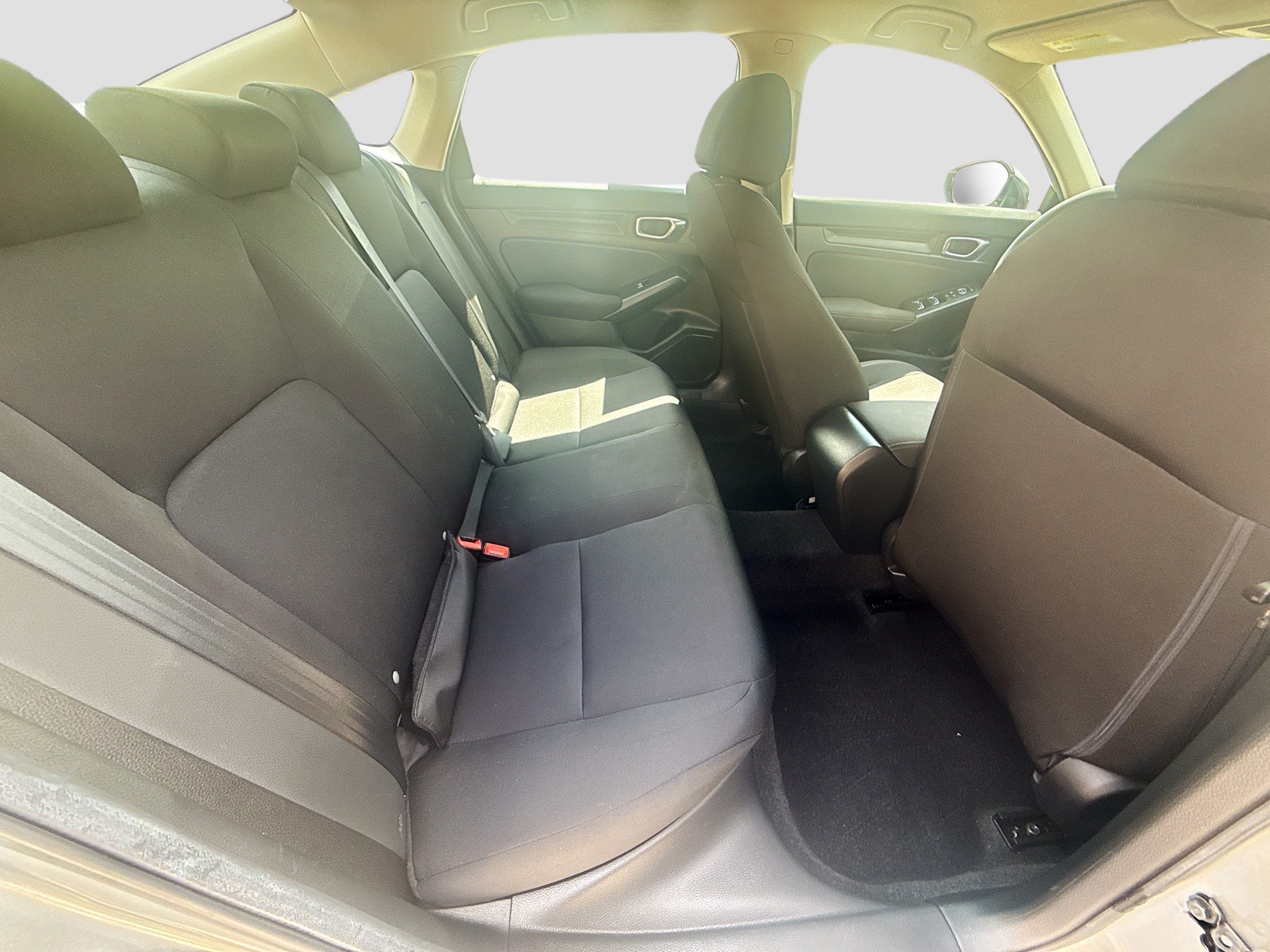2025 Honda Civic LX - Photo 27