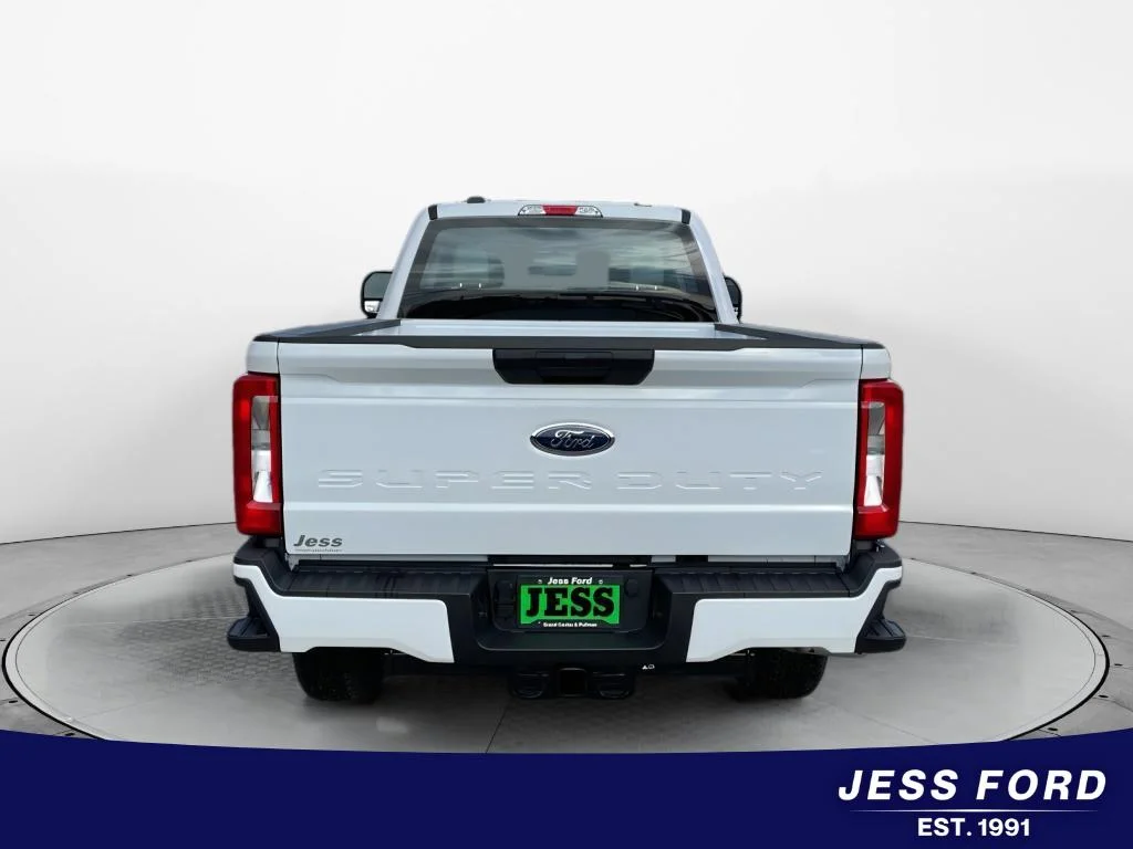 2026 Ford F-350 Super Duty XL - Photo 4