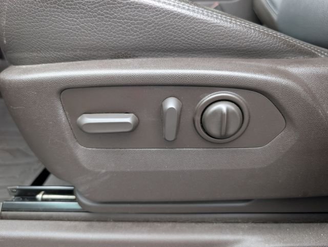 Used 2020 White GMC Denali image 15