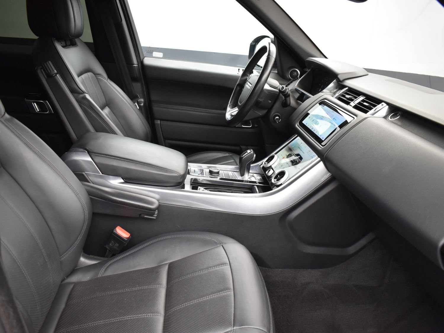 Used 2019 Fuji White Land Rover HSE image 20