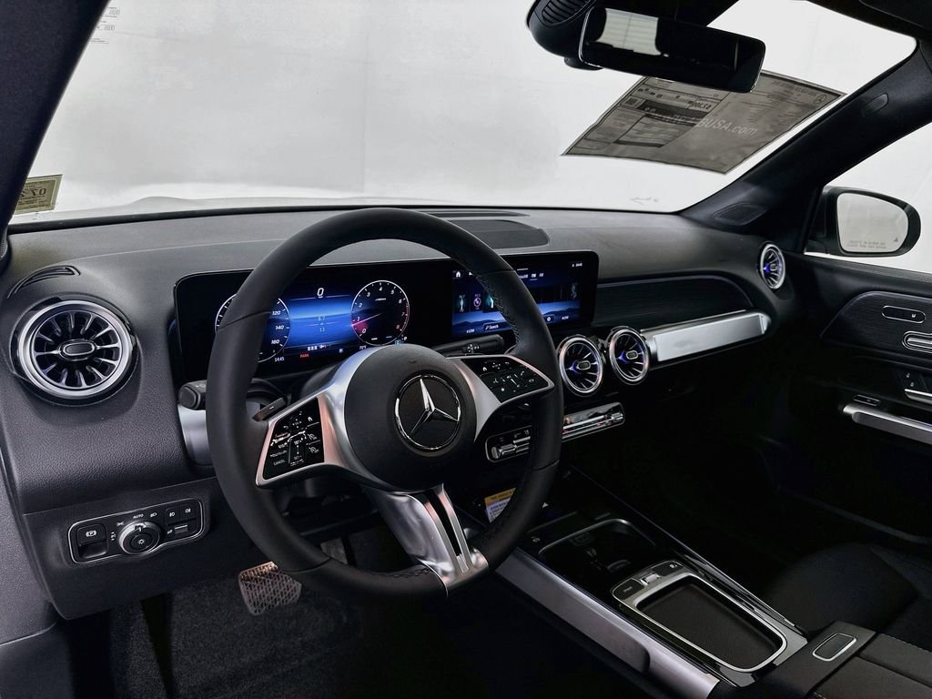 New 2026 Mountain Grey Metallic Mercedes-Benz GLB 250 image 8