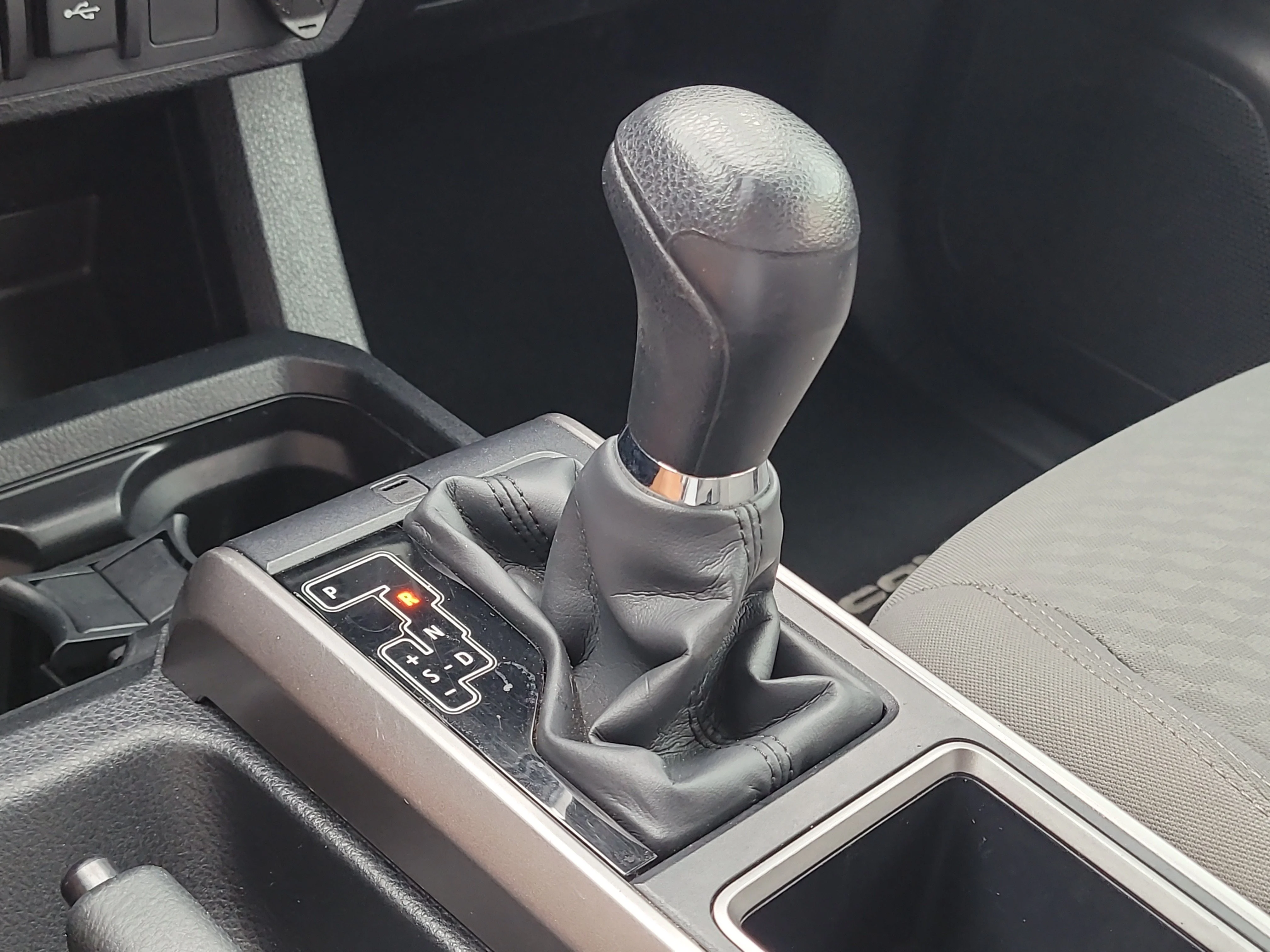 Certified Used 2023 Ice Toyota SR5 image 25