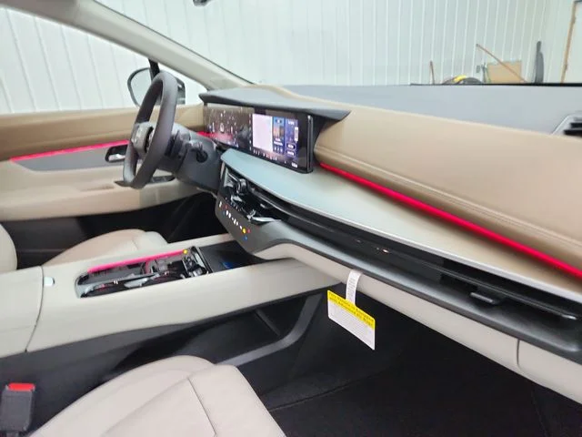 New 2026 White Nissan Platinum image 39