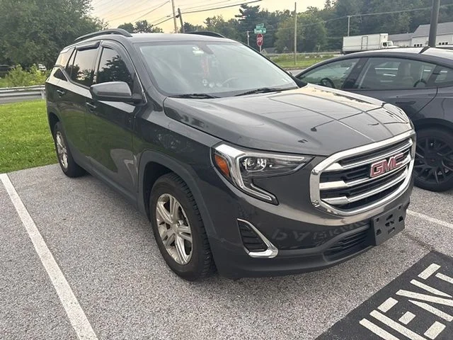 Used 2019 Gray GMC SLE image 8