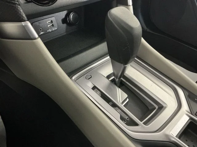 Used 2022 Green Subaru Base image 20