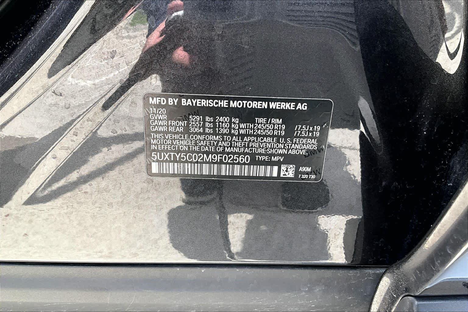 Used 2021 Dark Graphite Metallic BMW xDrive30i image 34
