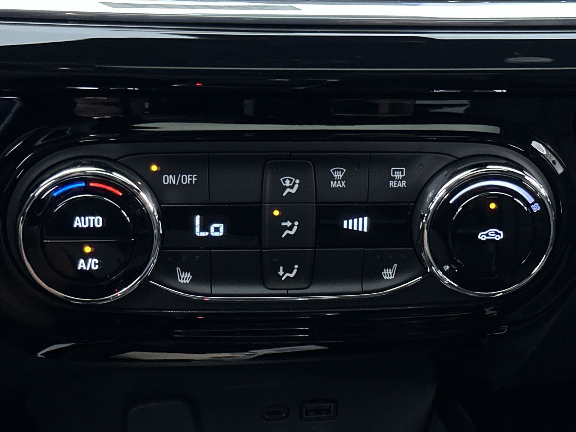 2026 Chevrolet Trax RS - Photo 71