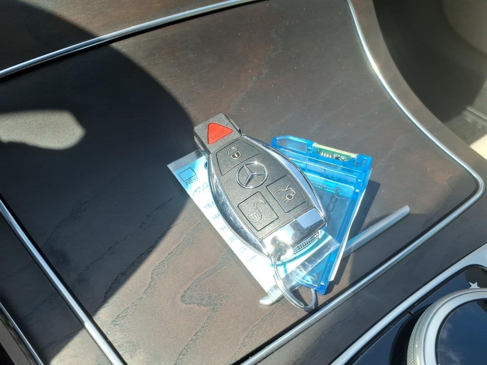 Used 2018 Lunar Blue Metallic Mercedes-Benz C 300 image 30