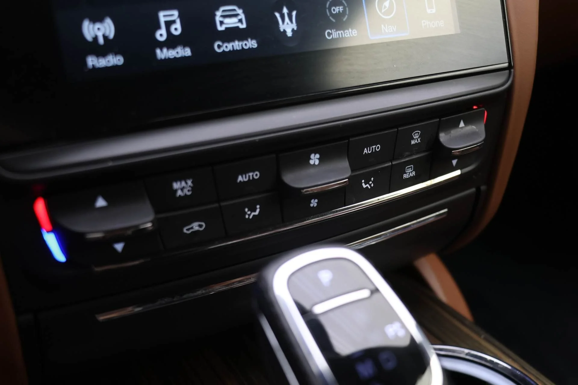 Used 2020 Silver Maserati S Q4 GranSport image 13