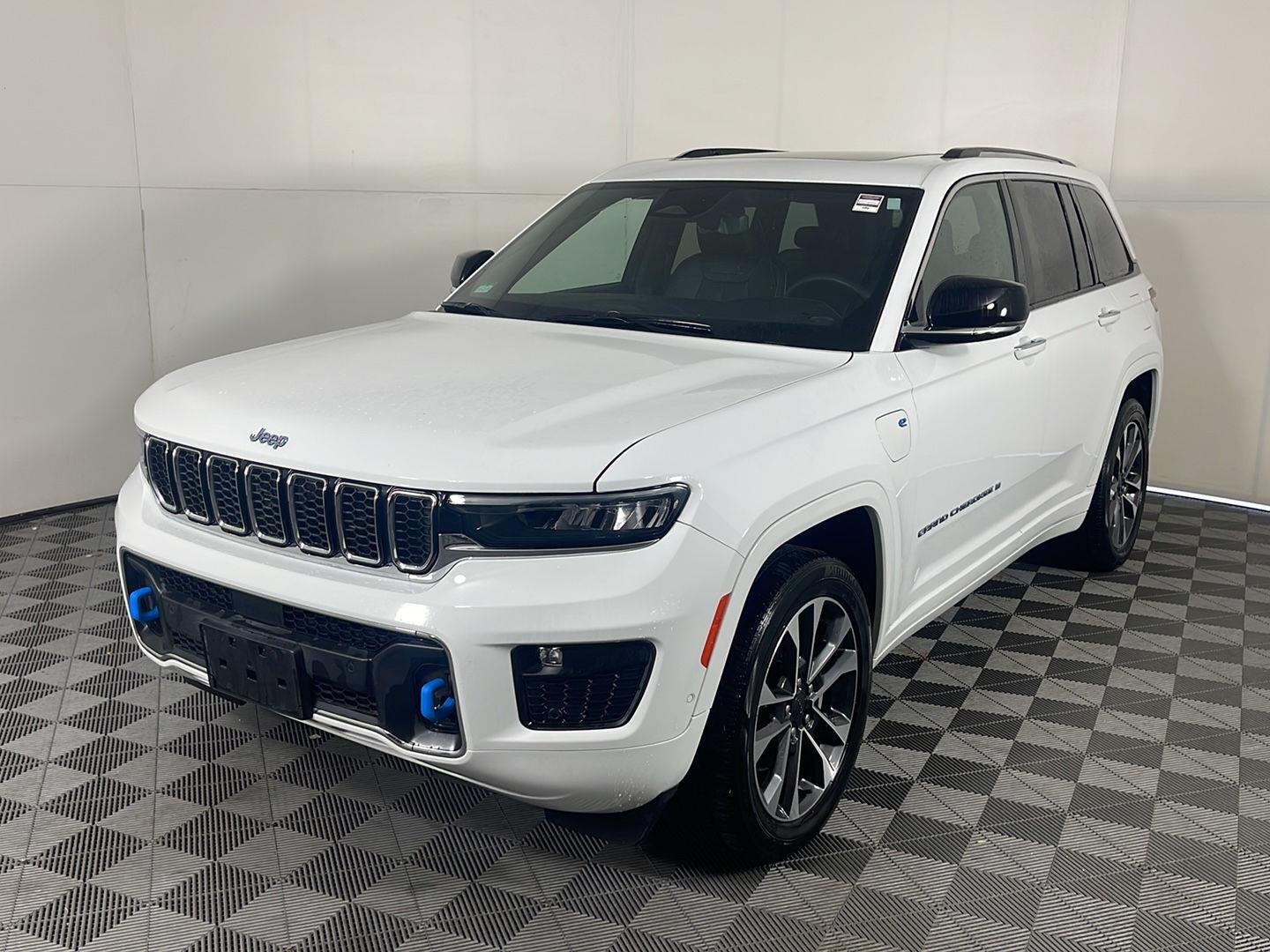 Used 2023 Bright White Clearcoat Jeep Overland image 2