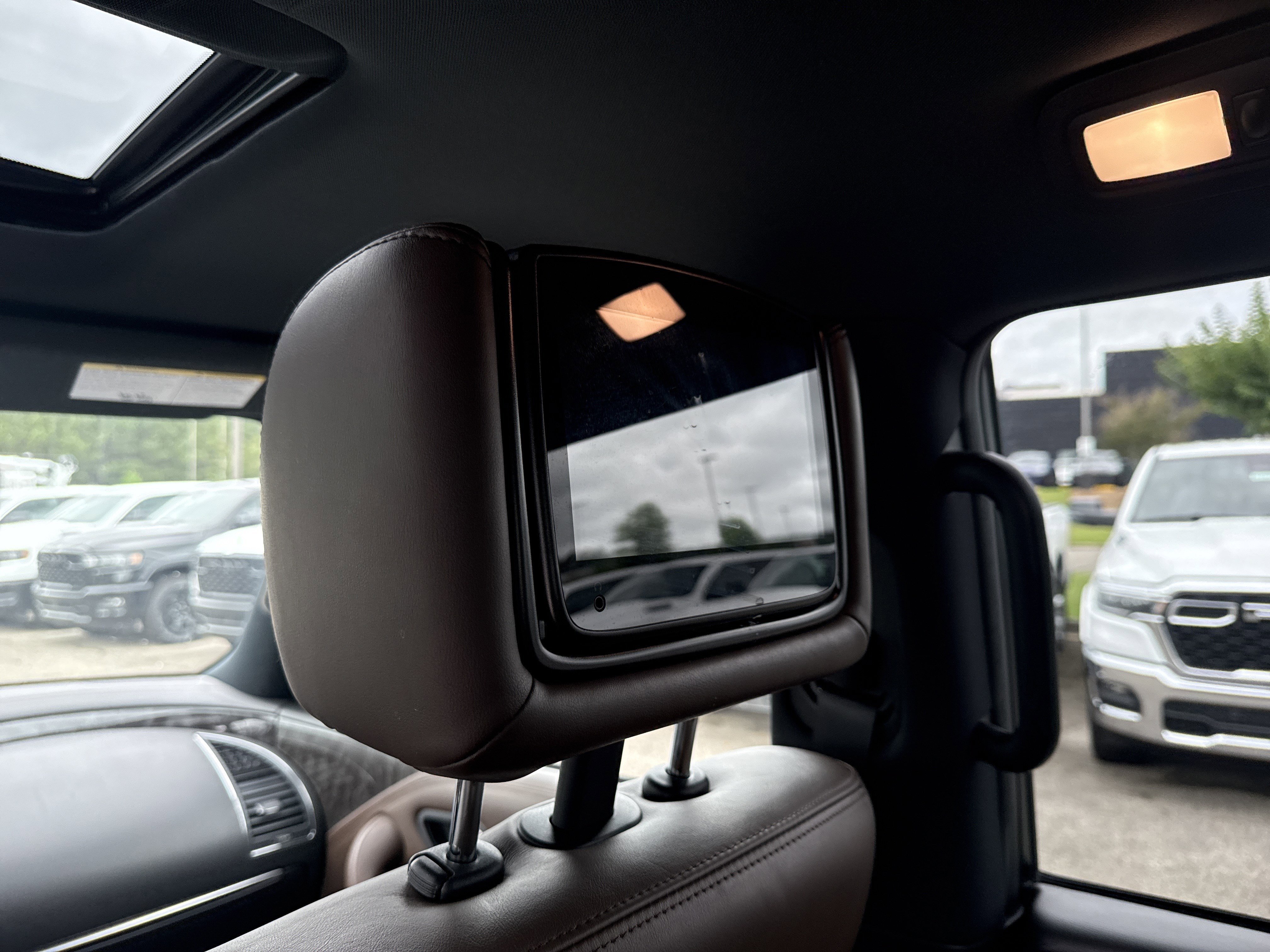 Used 2023 Hermosa Blue Pearl Nissan Platinum image 24