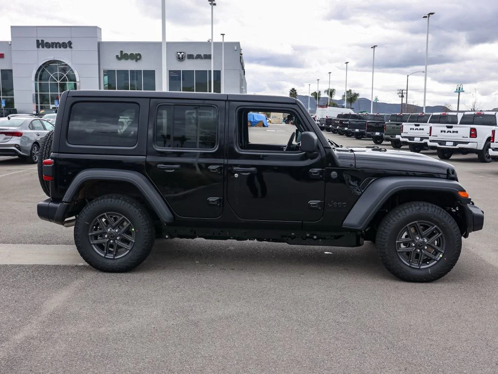 New 2026 Black Clear-Coat Exterior Paint Jeep Sport S image 2