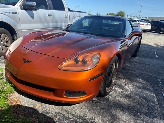 Used 2009 Orange Chevrolet Base image 3