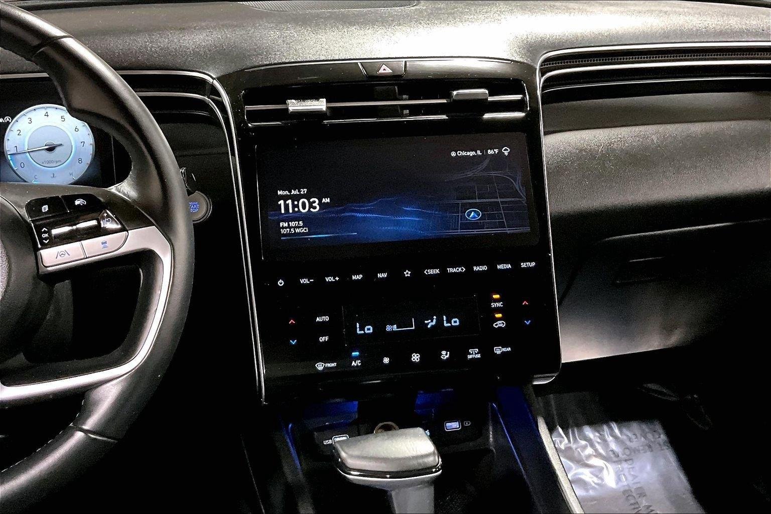 Used 2024 Hampton Gray Hyundai SEL image 7