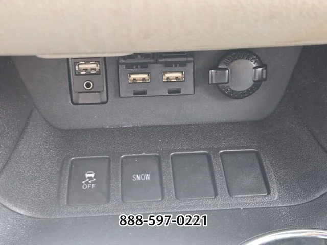 Used 2019 Silver Toyota LE image 25