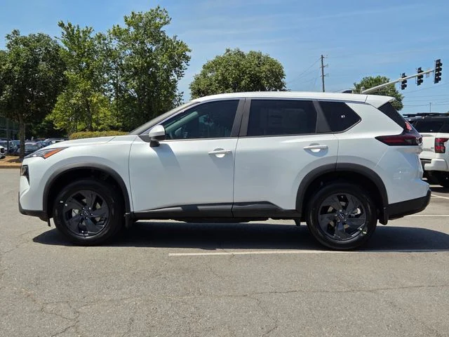 New 2026 Everest White Pearl TriCoat Nissan SV image 2