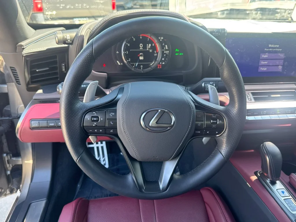 Used 2024 Silver Lexus 500 image 23