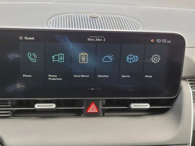 2025 Hyundai IONIQ 5 SE - Photo 18
