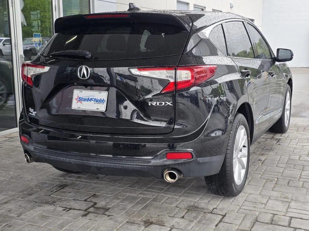 Used 2021 Majestic Black Pearl Acura Base image 5