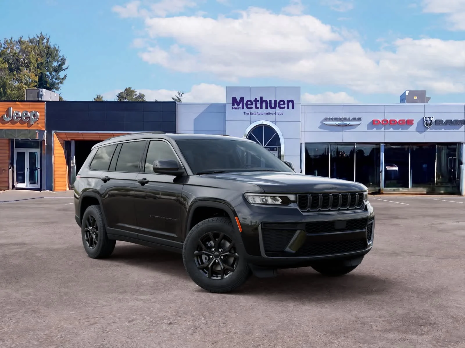 New 2026 Diamond Black Crystal Pearlcoat Jeep Laredo Altitude image 5