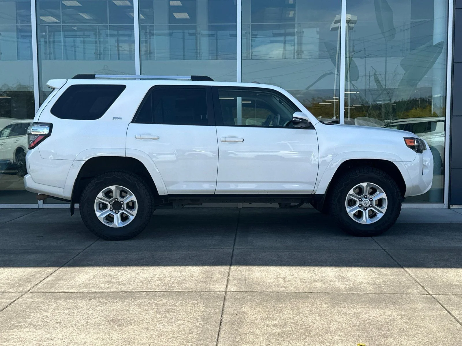 Used 2023 Ice Toyota SR5 Premium image 2