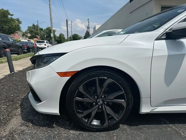 Used 2020  Honda Sport image 20