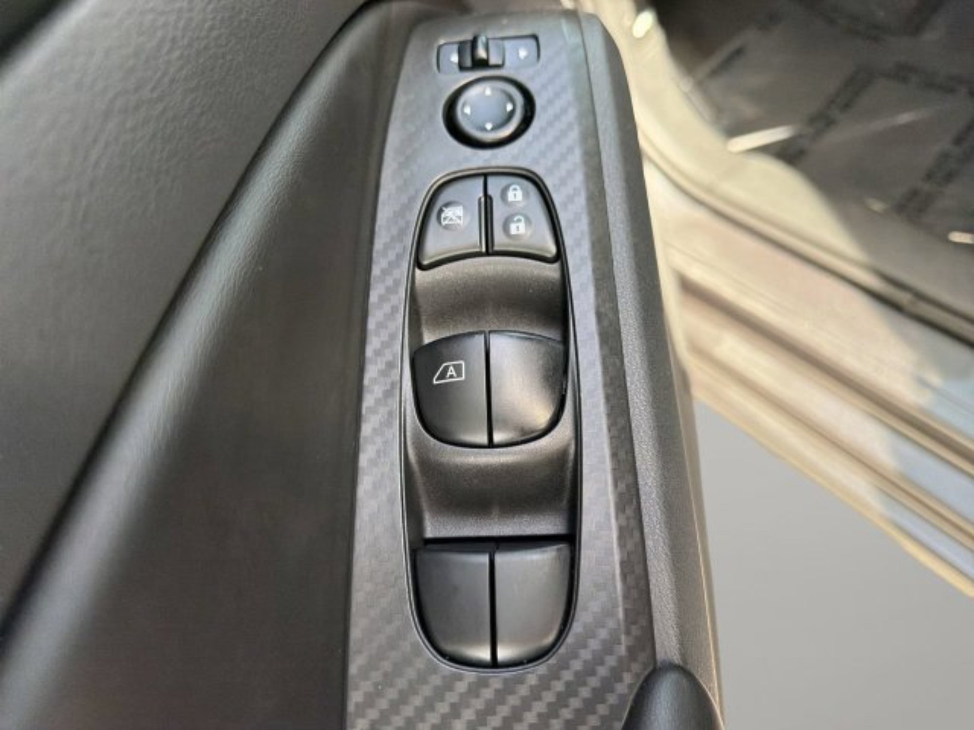 Used 2021 Gun Metallic Nissan 2.5 S image 8