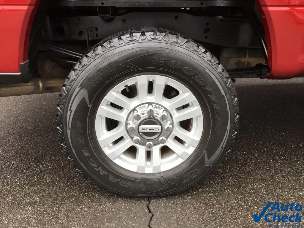 Used 2017 Red Ford XLT image 23