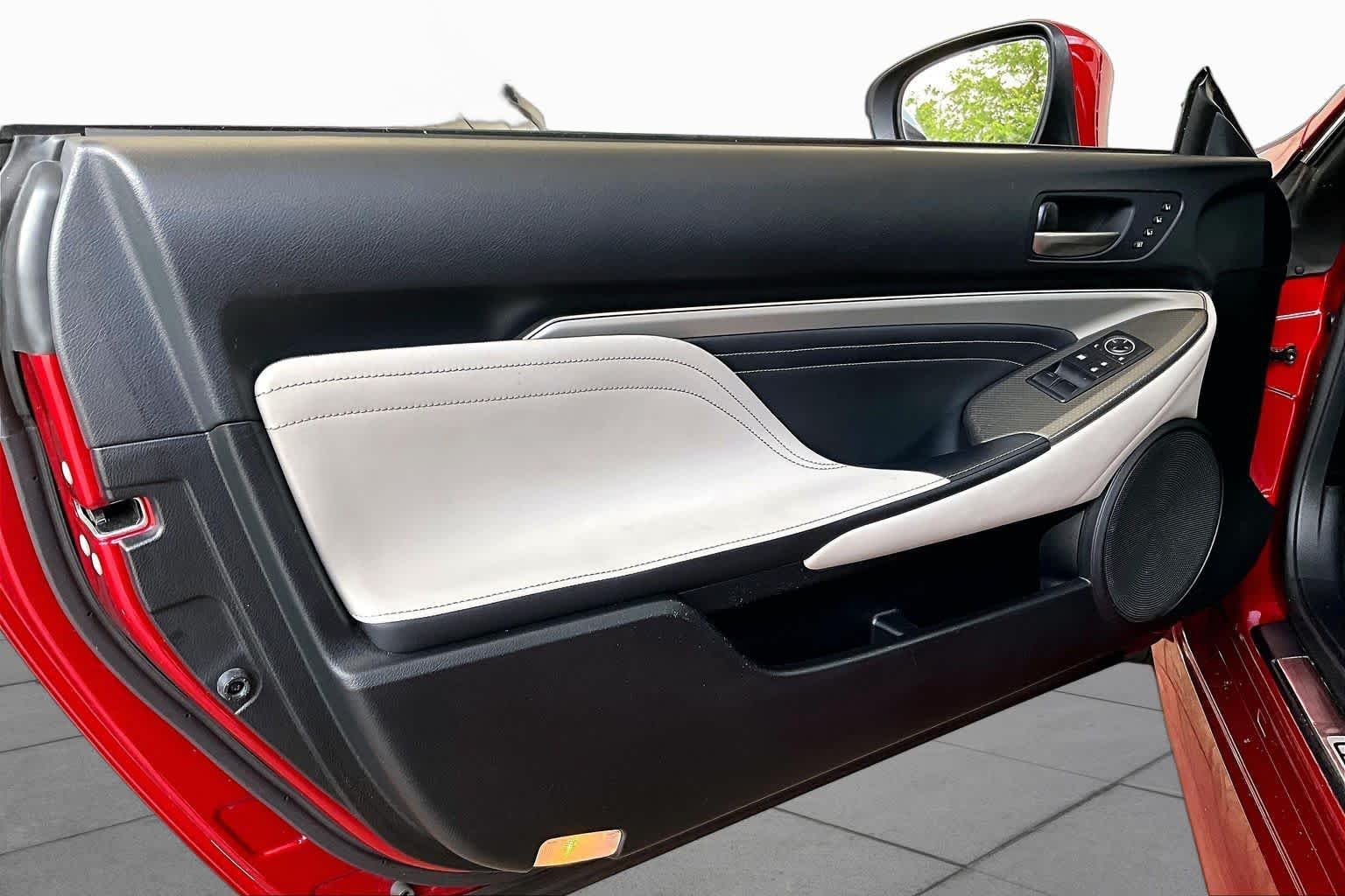 Used 2015 Infrared Lexus  image 19