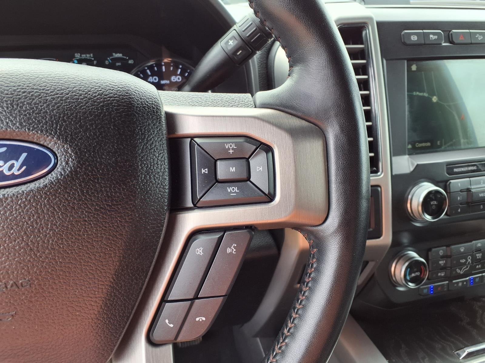 Used 2019  FORD  image 29