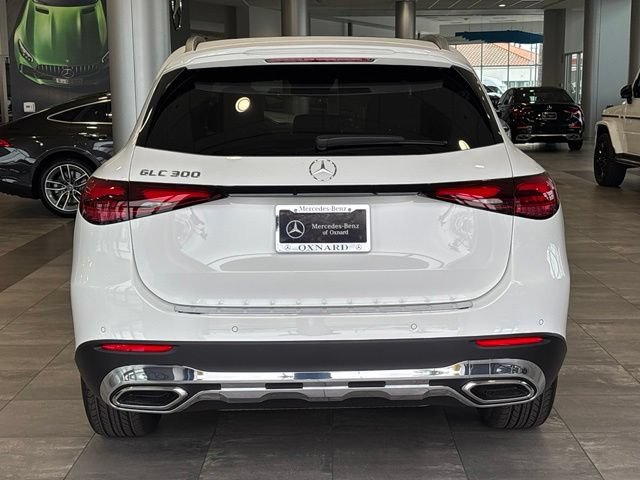 New 2026 Polar White Mercedes-Benz GLC 300 image 43