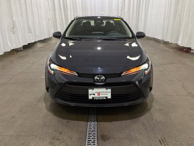 New 2027 Underground Toyota  LE image 9