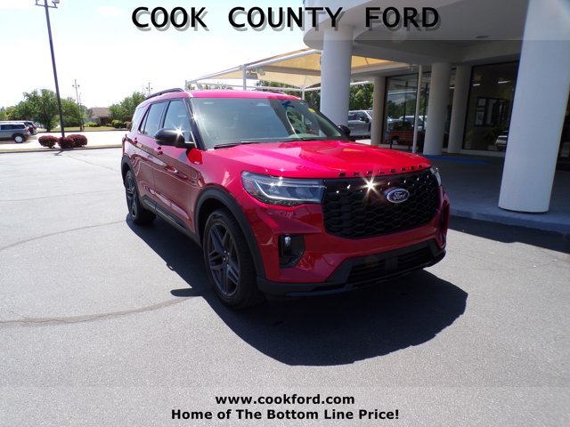 2025 Ford Explorer ST-LINE RWD (PL535)'s photo