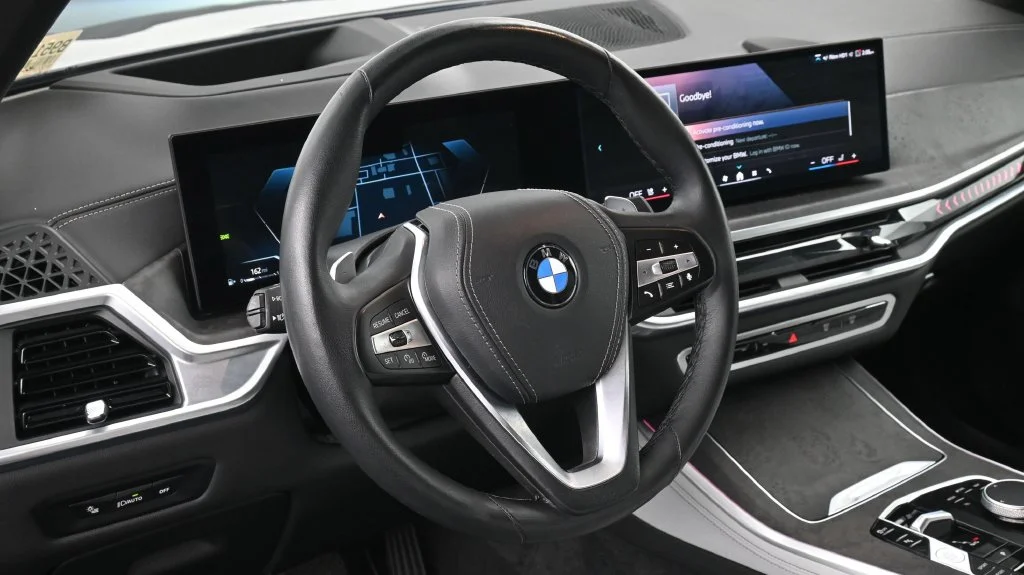 Certified Used 2025 Black BMW sDrive40i image 10