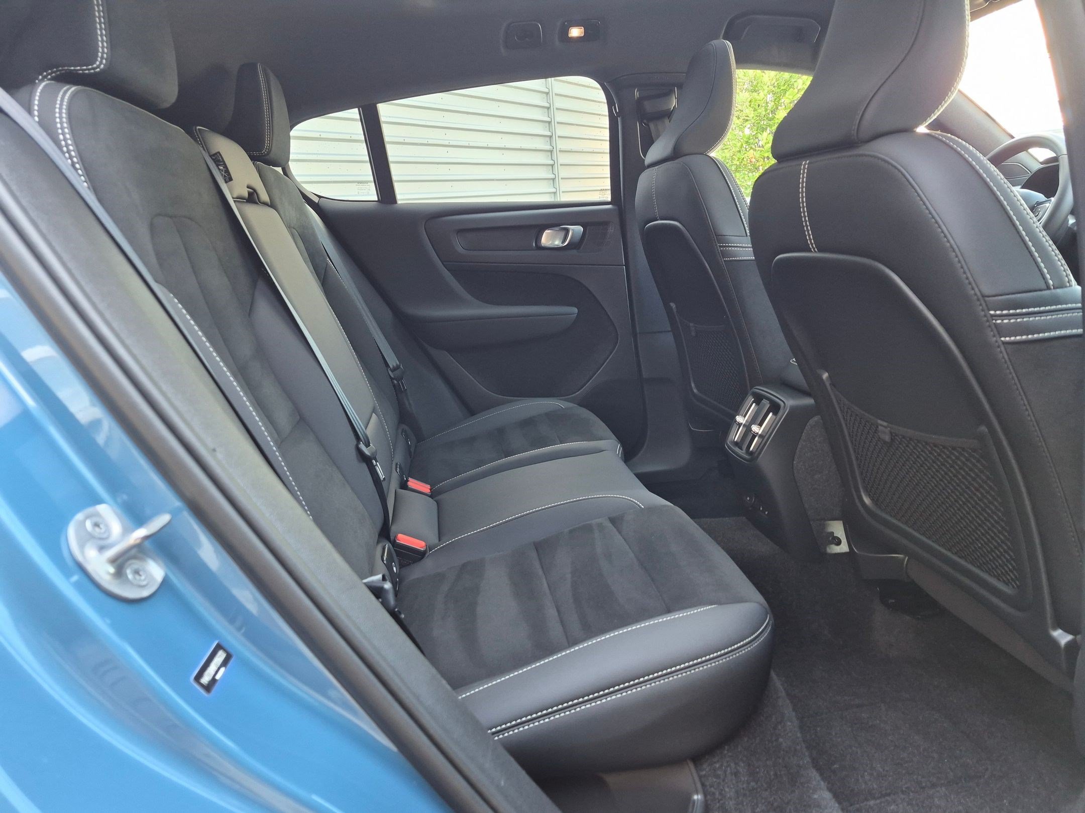 Certified Used 2023 Fjord Blue Volvo Ultimate image 27