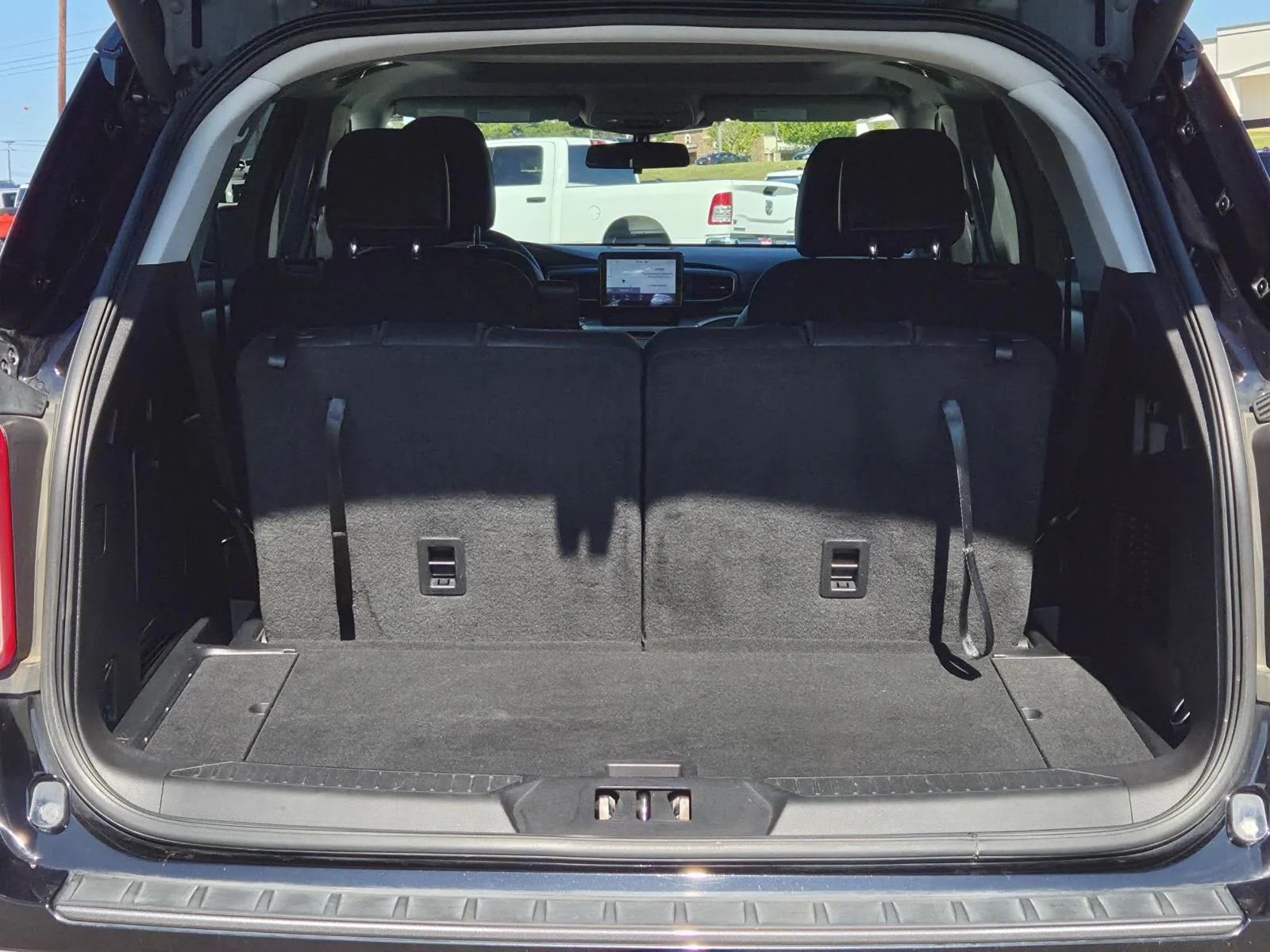 Used 2022 Black Ford XLT 4WD image 10