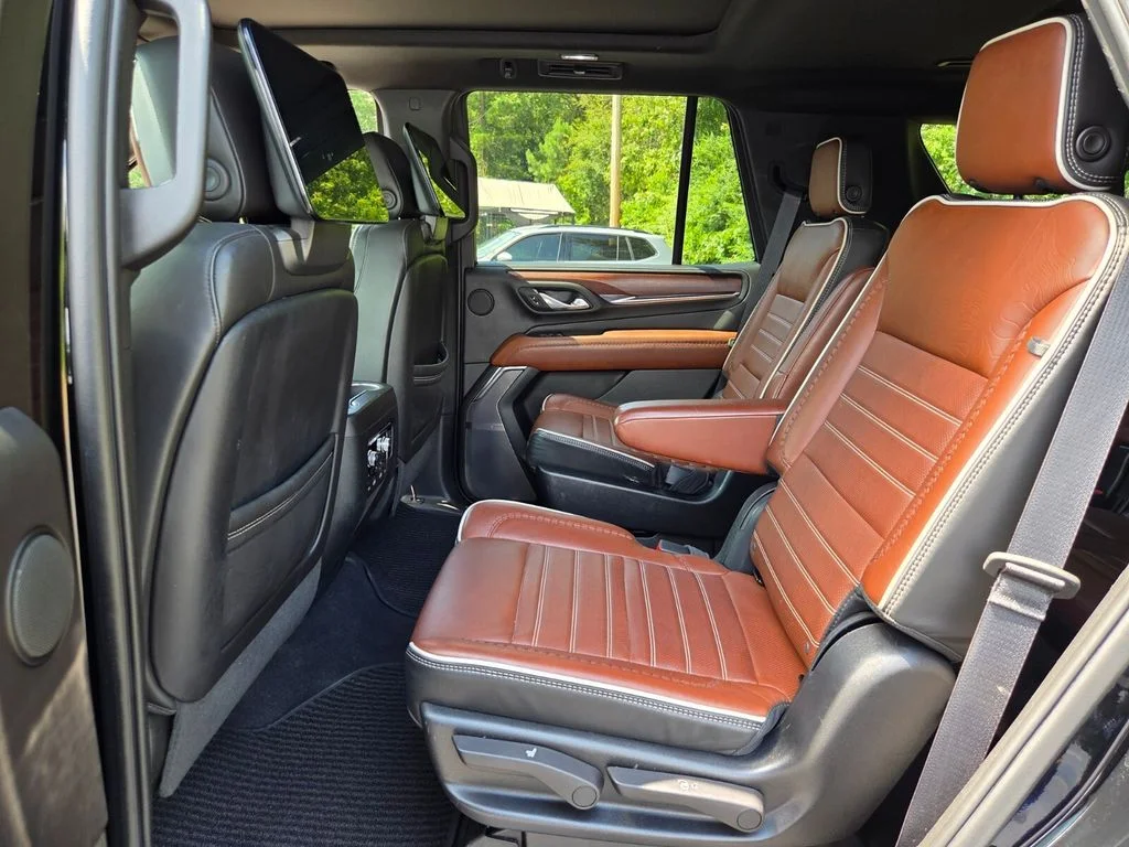Used 2023 Black GMC Denali Ultimate image 16