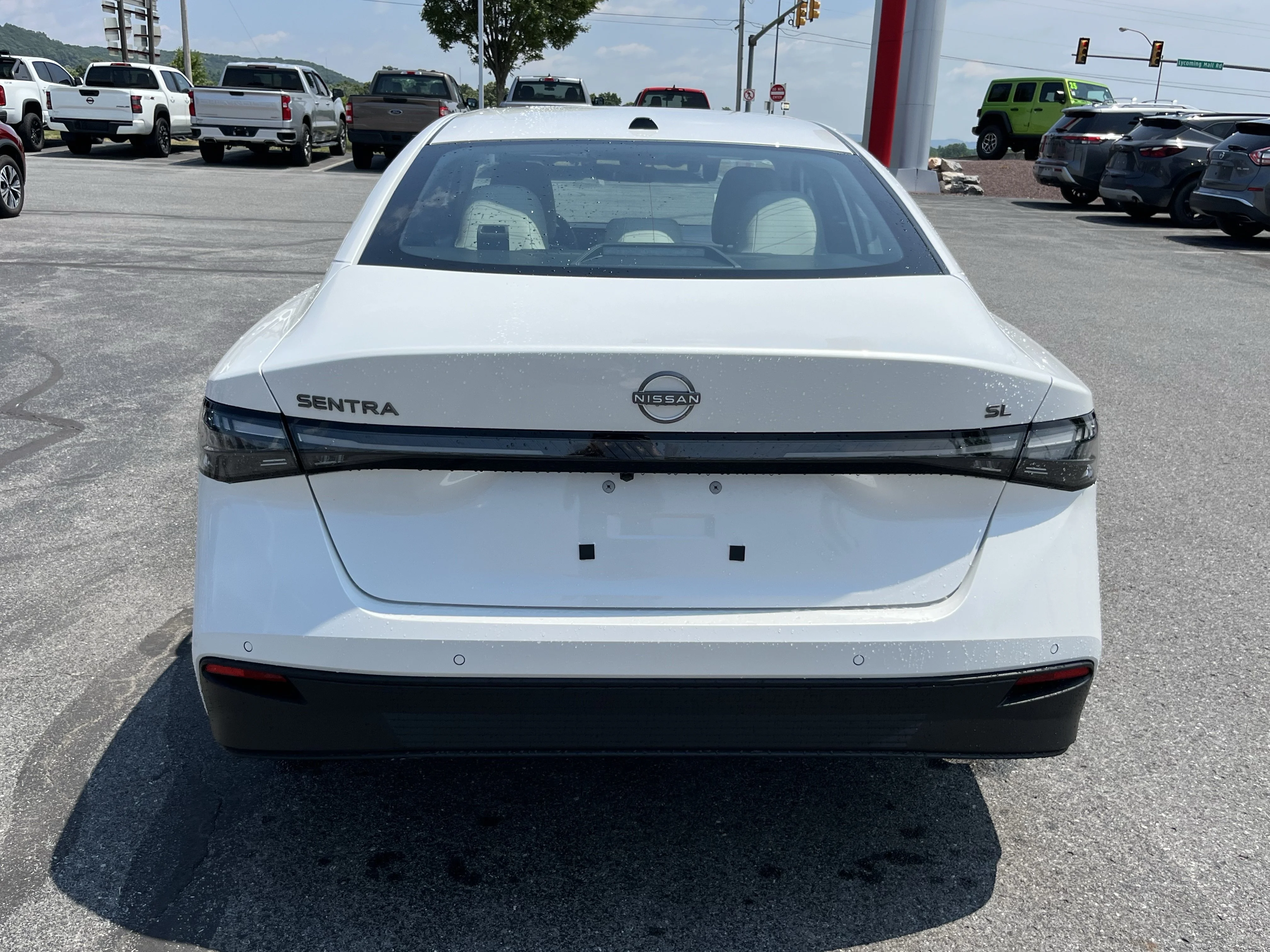 New 2026 Aspen White TriCoat Nissan SL image 6